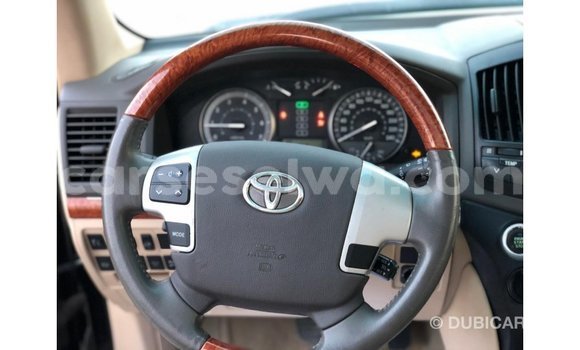 Buy Import Toyota Land Cruiser Black Car in Import - Dubai in East Mahé Buy Import Toyota Land Cruiser Black Car in Import - Dubai in East Mahé