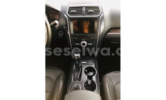 Buy Import Ford Explorer Other Car in Import - Dubai in East Mahé Buy Import Ford Explorer Other Car in Import - Dubai in East Mahé