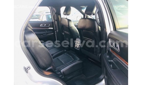 Buy Import Ford Explorer Other Car in Import - Dubai in East Mahé Buy Import Ford Explorer Other Car in Import - Dubai in East Mahé
