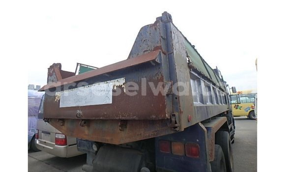 Buy Import Nissan 350Z Blue Car in Import - Dubai in East Mahé Buy Import Nissan 350Z Blue Car in Import - Dubai in East Mahé