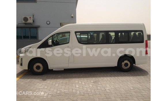 Buy Import Toyota Hiace White Car in Import - Dubai in East Mahé Buy Import Toyota Hiace White Car in Import - Dubai in East Mahé