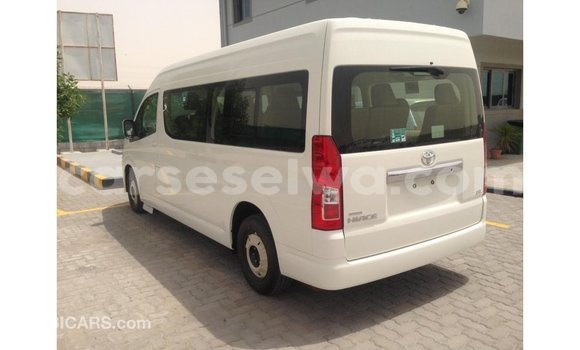Buy Import Toyota Hiace White Car in Import - Dubai in East Mahé Buy Import Toyota Hiace White Car in Import - Dubai in East Mahé