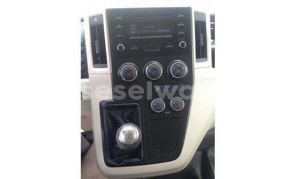 Buy Import Toyota Hiace White Car in Import - Dubai in East Mahé Buy Import Toyota Hiace White Car in Import - Dubai in East Mahé