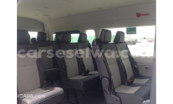 Buy Import Toyota Hiace White Car in Import - Dubai in East Mahé Buy Import Toyota Hiace White Car in Import - Dubai in East Mahé