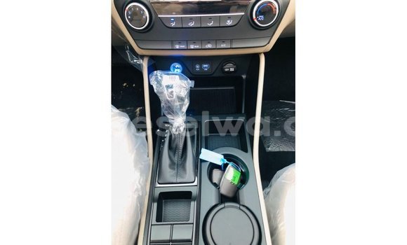 Buy Import Hyundai Tucson Brown Car in Import - Dubai in East Mahé Buy Import Hyundai Tucson Brown Car in Import - Dubai in East Mahé