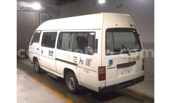 Buy Import Nissan Caravan White Car in Import - Dubai in East Mahé Buy Import Nissan Caravan White Car in Import - Dubai in East Mahé