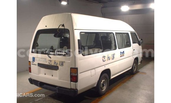 Buy Import Nissan Caravan White Car in Import - Dubai in East Mahé Buy Import Nissan Caravan White Car in Import - Dubai in East Mahé