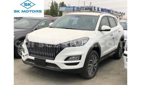Buy Import Hyundai Tucson White Car in Import - Dubai in East Mahé Buy Import Hyundai Tucson White Car in Import - Dubai in East Mahé