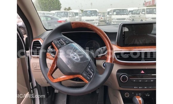 Buy Import Hyundai Tucson White Car in Import - Dubai in East Mahé Buy Import Hyundai Tucson White Car in Import - Dubai in East Mahé