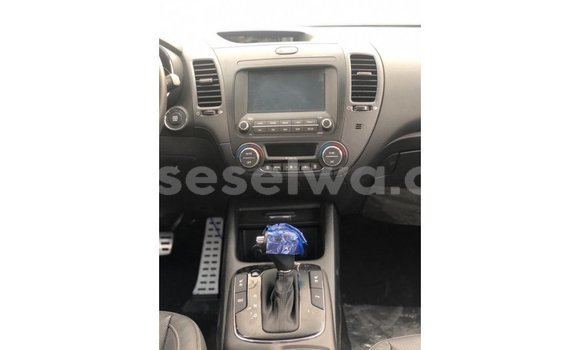 Buy Import Kia Cerato White Car in Import - Dubai in East Mahé Buy Import Kia Cerato White Car in Import - Dubai in East Mahé