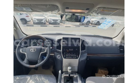 Buy Import Toyota Land Cruiser Black Car in Import - Dubai in East Mahé Buy Import Toyota Land Cruiser Black Car in Import - Dubai in East Mahé
