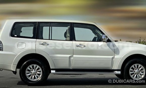 Buy Import Mitsubishi Pajero White Car in Import - Dubai in East Mahé Buy Import Mitsubishi Pajero White Car in Import - Dubai in East Mahé