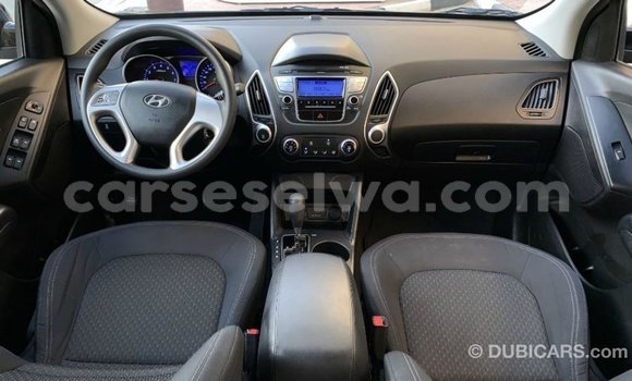 Buy Import Hyundai Tucson Black Car in Import - Dubai in East Mahé Buy Import Hyundai Tucson Black Car in Import - Dubai in East Mahé