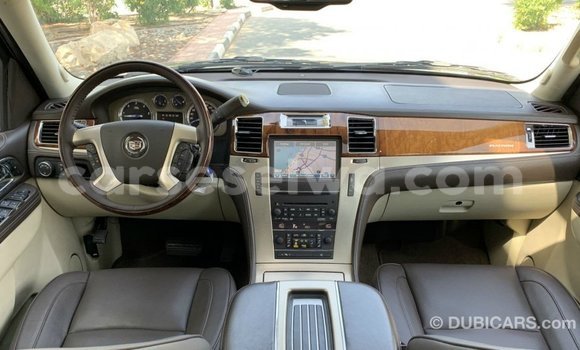 Buy Import Cadillac Escalade Black Car in Import - Dubai in East Mahé Buy Import Cadillac Escalade Black Car in Import - Dubai in East Mahé