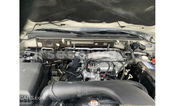 Buy Import Mitsubishi Pajero White Car in Import - Dubai in East Mahé Buy Import Mitsubishi Pajero White Car in Import - Dubai in East Mahé