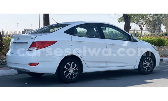 Buy Import Hyundai Accent White Car in Import - Dubai in East Mahé Buy Import Hyundai Accent White Car in Import - Dubai in East Mahé