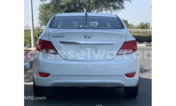 Buy Import Hyundai Accent White Car in Import - Dubai in East Mahé Buy Import Hyundai Accent White Car in Import - Dubai in East Mahé