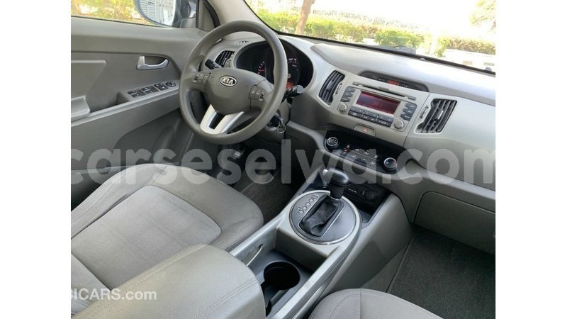 Big with watermark kia sportage east mahe import dubai 6866