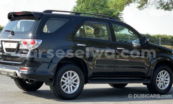 Buy Import Toyota Fortuner Black Car in Import - Dubai in East Mahé Buy Import Toyota Fortuner Black Car in Import - Dubai in East Mahé