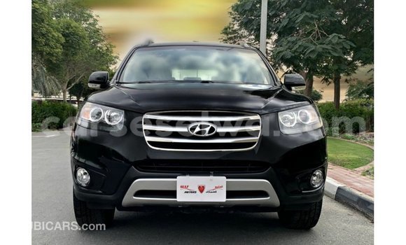 Buy Import Hyundai Santa Fe Black Car in Import - Dubai in East Mahé Buy Import Hyundai Santa Fe Black Car in Import - Dubai in East Mahé