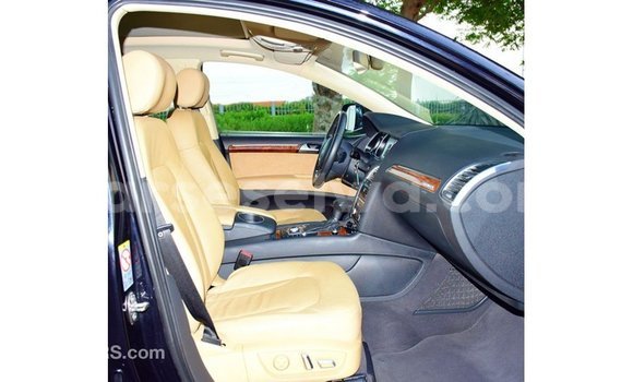 Buy Import Audi Q7 Black Car in Import - Dubai in East Mahé Buy Import Audi Q7 Black Car in Import - Dubai in East Mahé
