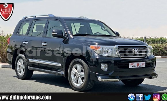 Buy Import Toyota Land Cruiser Black Car in Import - Dubai in East Mahé
