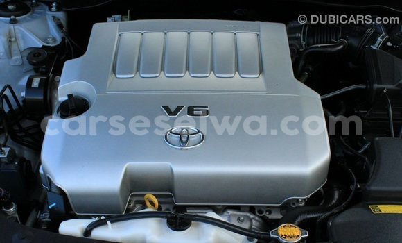 Buy Import Toyota Aurion Other Car in Import - Dubai in East Mahé Buy Import Toyota Aurion Other Car in Import - Dubai in East Mahé