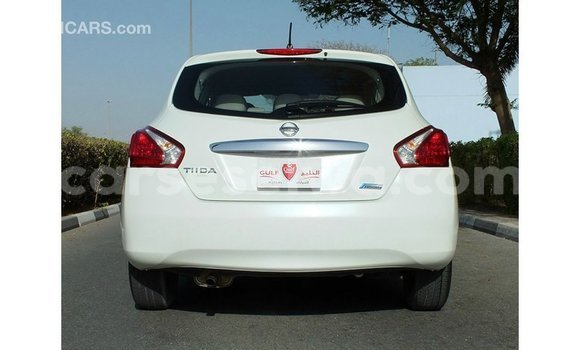 Buy Import Nissan Tiida White Car in Import - Dubai in East Mahé Buy Import Nissan Tiida White Car in Import - Dubai in East Mahé