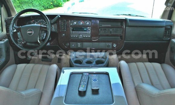 Buy Import GMC Acadia Other Car in Import - Dubai in East Mahé Buy Import GMC Acadia Other Car in Import - Dubai in East Mahé