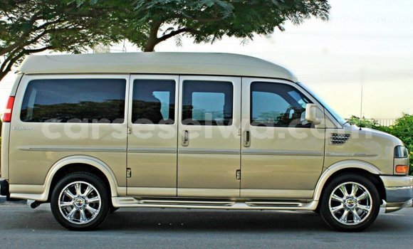 Buy Import GMC Acadia Other Car in Import - Dubai in East Mahé Buy Import GMC Acadia Other Car in Import - Dubai in East Mahé