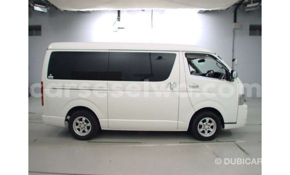 Buy Import Toyota Regius White Car in Import - Dubai in East Mahé Buy Import Toyota Regius White Car in Import - Dubai in East Mahé