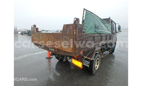 Buy Import Nissan 350Z Brown Car in Import - Dubai in East Mahé Buy Import Nissan 350Z Brown Car in Import - Dubai in East Mahé