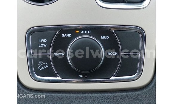 Buy Import Jeep Cherokee Other Car in Import - Dubai in East Mahé Buy Import Jeep Cherokee Other Car in Import - Dubai in East Mahé