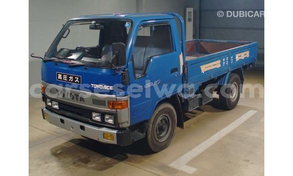 Buy Import Toyota Ade Blue Truck in Import - Dubai in East Mahé Buy Import Toyota Ade Blue Truck in Import - Dubai in East Mahé
