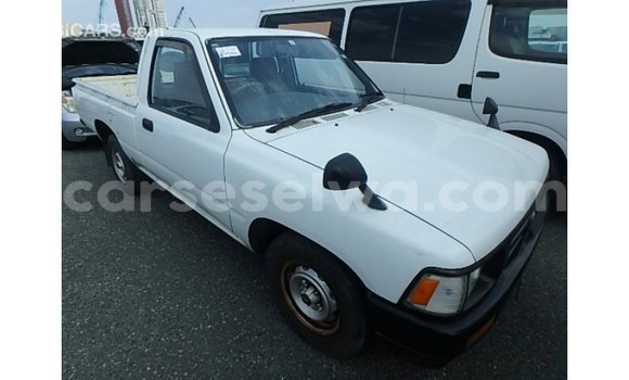 Buy Import Toyota Hilux White Car in Import - Dubai in East Mahé Buy Import Toyota Hilux White Car in Import - Dubai in East Mahé