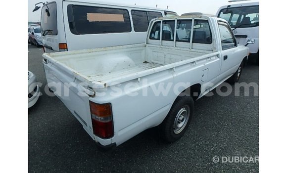 Buy Import Toyota Hilux White Car in Import - Dubai in East Mahé Buy Import Toyota Hilux White Car in Import - Dubai in East Mahé