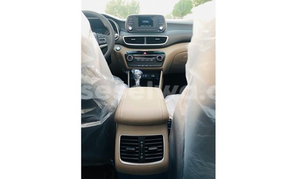 Buy Import Hyundai Tucson Other Car in Import - Dubai in East Mahé Buy Import Hyundai Tucson Other Car in Import - Dubai in East Mahé