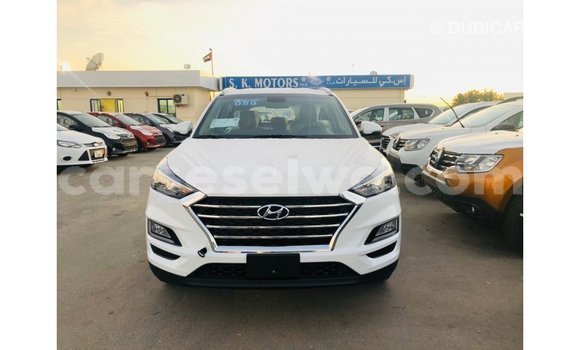 Buy Import Hyundai Tucson White Car in Import - Dubai in East Mahé Buy Import Hyundai Tucson White Car in Import - Dubai in East Mahé