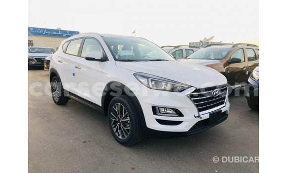 Buy Import Hyundai Tucson White Car in Import - Dubai in East Mahé Buy Import Hyundai Tucson White Car in Import - Dubai in East Mahé
