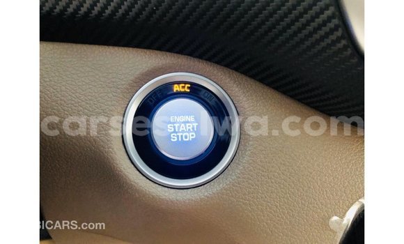 Buy Import Hyundai Tucson White Car in Import - Dubai in East Mahé Buy Import Hyundai Tucson White Car in Import - Dubai in East Mahé