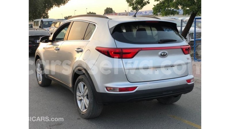 Big with watermark kia sportage east mahe import dubai 6912