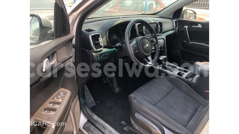 Big with watermark kia sportage east mahe import dubai 6912