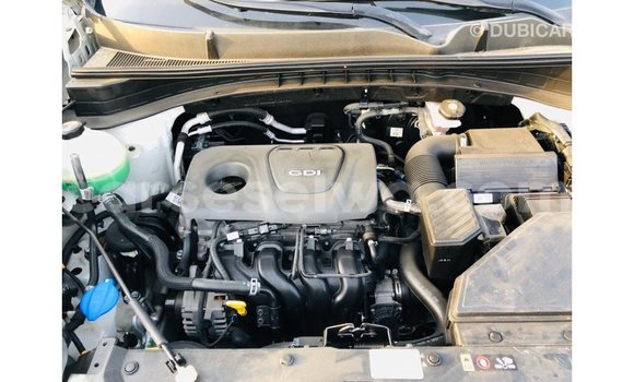 Buy Import Kia Sportage Other Car in Import - Dubai in East Mahé Buy Import Kia Sportage Other Car in Import - Dubai in East Mahé