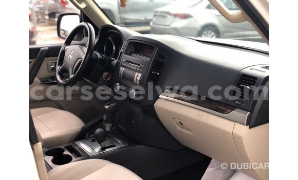 Buy Import Mitsubishi Pajero White Car in Import - Dubai in East Mahé Buy Import Mitsubishi Pajero White Car in Import - Dubai in East Mahé