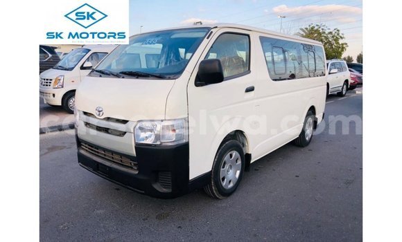 Buy Import Toyota Hiace White Car in Import - Dubai in East Mahé