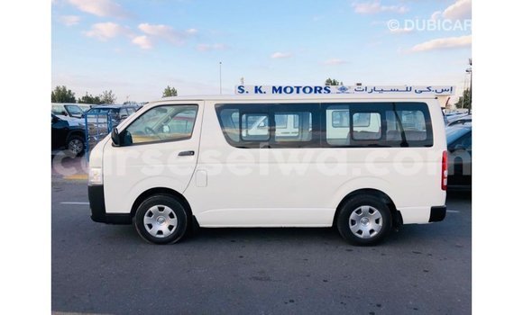 Buy Import Toyota Hiace White Car in Import - Dubai in East Mahé Buy Import Toyota Hiace White Car in Import - Dubai in East Mahé