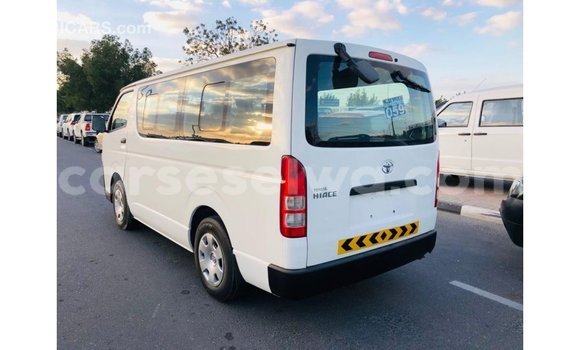 Buy Import Toyota Hiace White Car in Import - Dubai in East Mahé Buy Import Toyota Hiace White Car in Import - Dubai in East Mahé