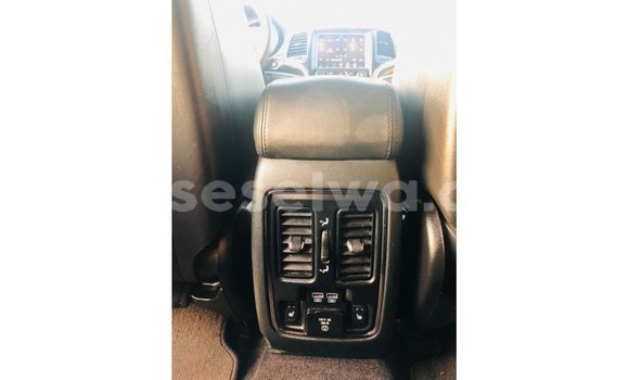 Buy Import Jeep Grand Cherokee Black Car in Import - Dubai in East Mahé Buy Import Jeep Grand Cherokee Black Car in Import - Dubai in East Mahé
