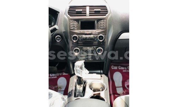 Buy Import Ford Explorer Other Car in Import - Dubai in East Mahé Buy Import Ford Explorer Other Car in Import - Dubai in East Mahé
