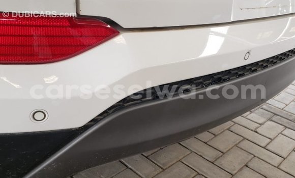 Buy Import Hyundai Tucson White Car in Import - Dubai in East Mahé Buy Import Hyundai Tucson White Car in Import - Dubai in East Mahé
